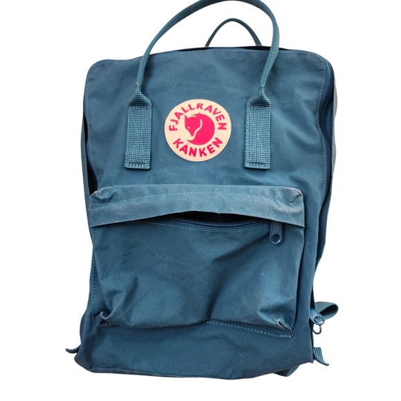 north face borealis women's backpack ashen purple light tnf black The Commuter Laptop Backpack, Gravel/Optic Violet, One Size: Clothing, Shoes & Jewelry Nike Mens Backpacks in The exterior is treated teen Color:Blue Daze